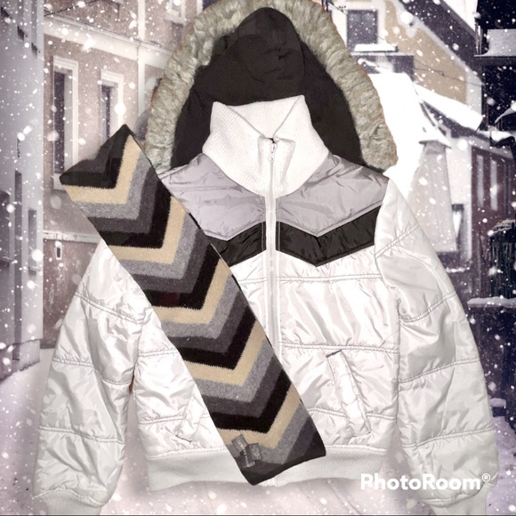 REFUGE Puffer Jacket w/ BANANA REPUBLIC Wool Scarf, Detachable Fur Hood, Wmn's M - Picture 2 of 16